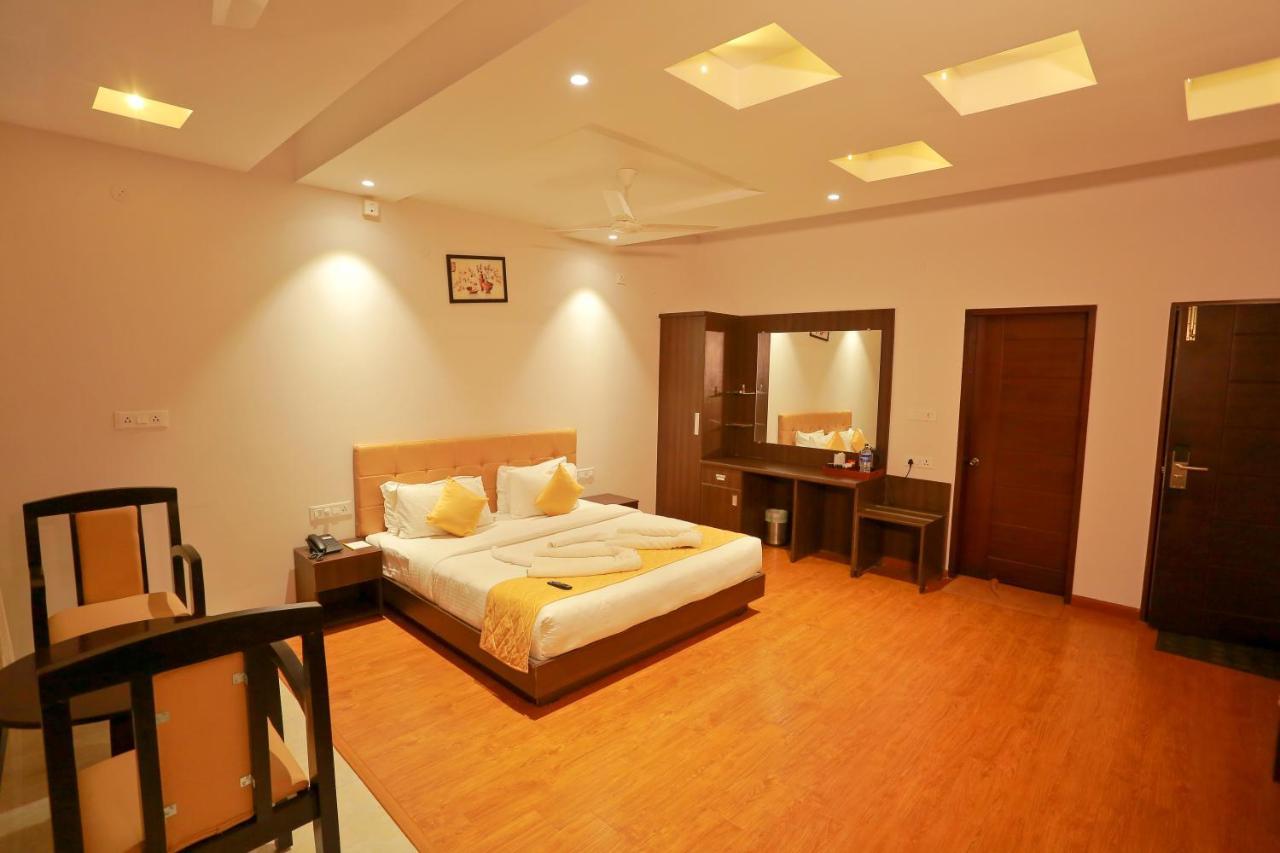 Grand Signature Hotel & Spa เยอร์โคด ภายนอก รูปภาพ
