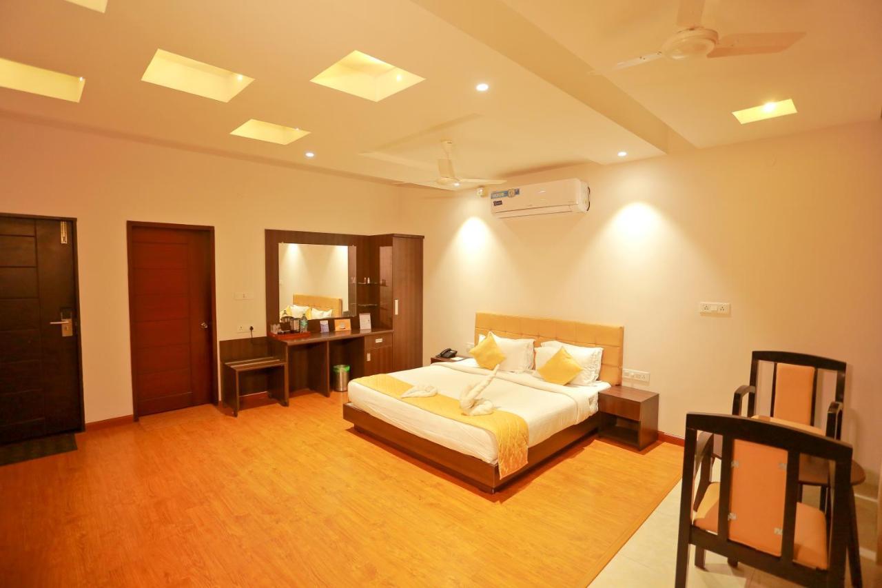 Grand Signature Hotel & Spa เยอร์โคด ภายนอก รูปภาพ