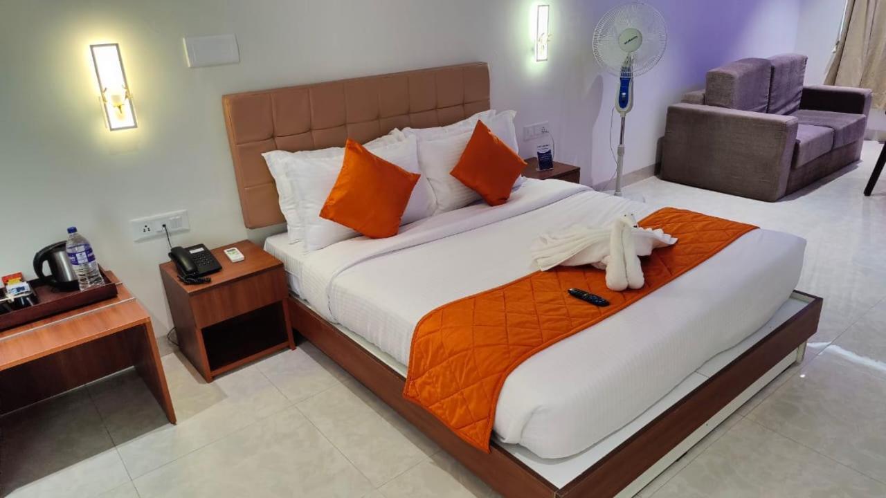 Grand Signature Hotel & Spa เยอร์โคด ภายนอก รูปภาพ