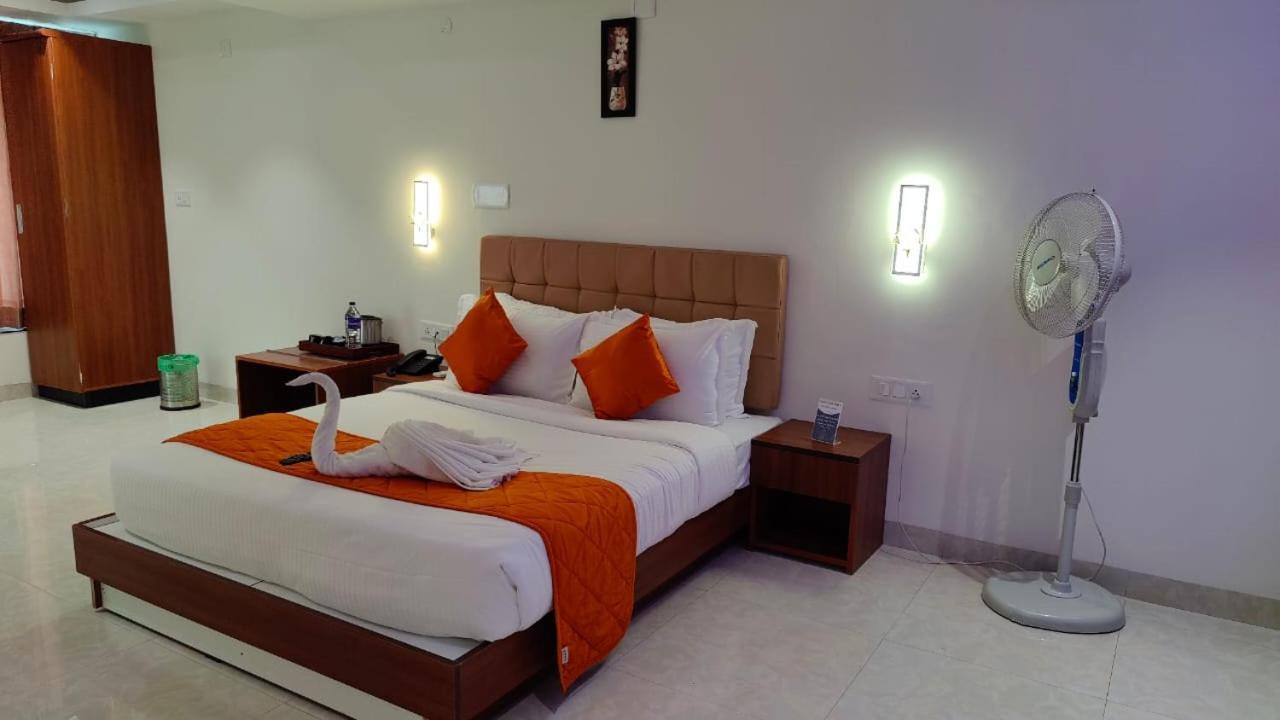 Grand Signature Hotel & Spa เยอร์โคด ภายนอก รูปภาพ