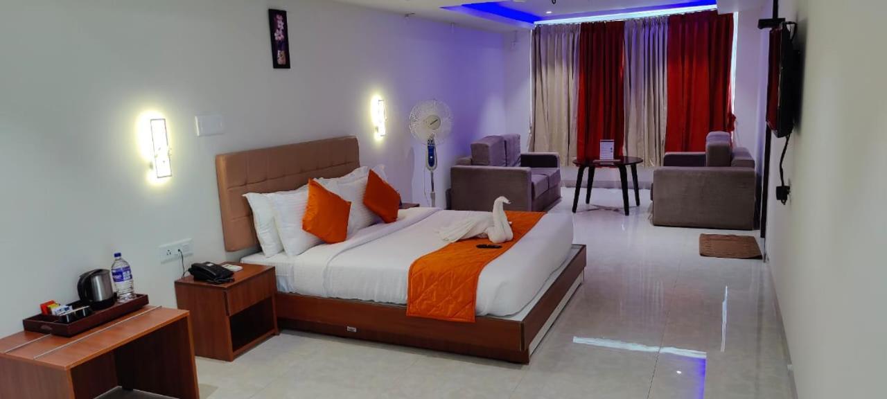 Grand Signature Hotel & Spa เยอร์โคด ภายนอก รูปภาพ